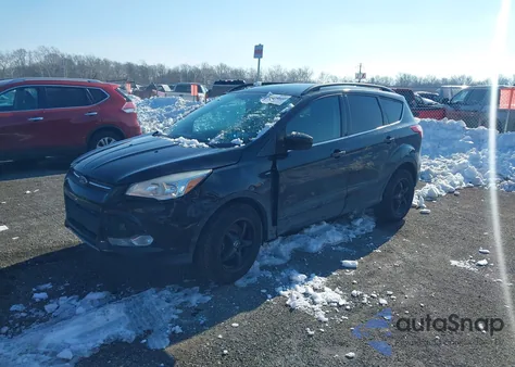 2015 Ford Escape Se from USA, damaged, VIN 1FMCU9G9XFUB36904